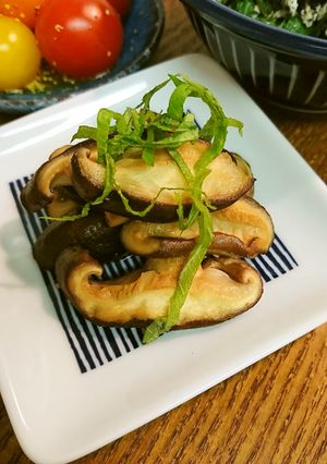 椎茸ワサビ醤油炒め-レシピのメイン写真