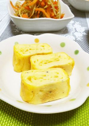 お弁当・副菜に＊シンプル厚焼きたまご-レシピのメイン写真