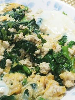 ほうれん草と鶏挽き肉の卵とじ-レシピのメイン写真