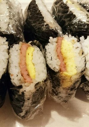 小さいおにぎらず(スパムと卵)-レシピのメイン写真