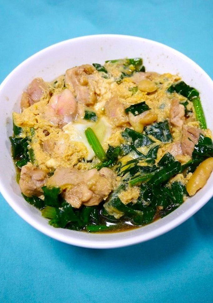簡単！ほうれん草の親子丼(つゆだく)-レシピのメイン写真
