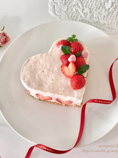 簡単♡ストロベリーチョコレアチーズケーキ-レシピのメイン写真