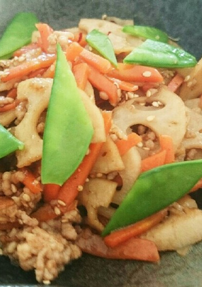 簡単!!鶏挽き肉と蓮根のきんぴら-レシピのメイン写真