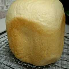 รูปของ ＨＢで超もっちり甘～い食パン