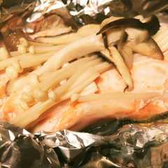 รูปของ 塩麹で鮭のホイル焼き☆