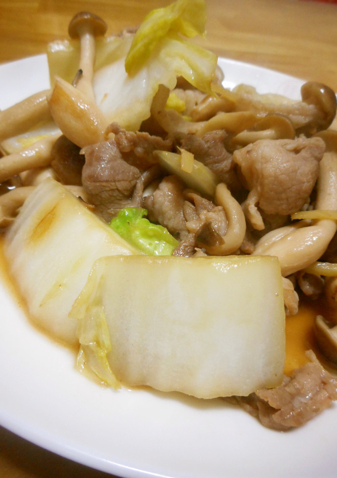 豚と白菜としめじの炒め物-レシピのメイン写真