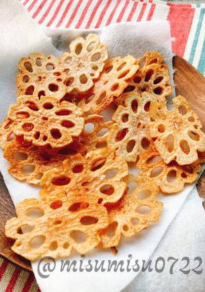 オヤツや付け合わせに☆お花の蓮根チップス-レシピのメイン写真