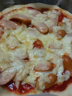 手作り生地でピザ-レシピのメイン写真