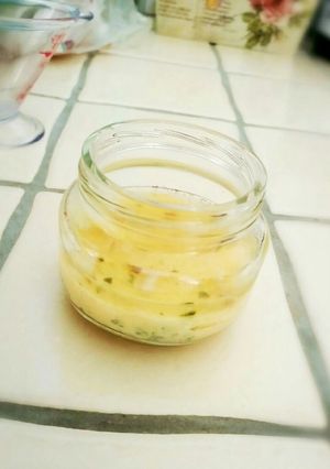 *離乳食中期*卵黄だけの茶碗蒸し-レシピのメイン写真