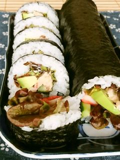 節分の恵方巻に♪アボカドとツナのサラダ巻-レシピのメイン写真