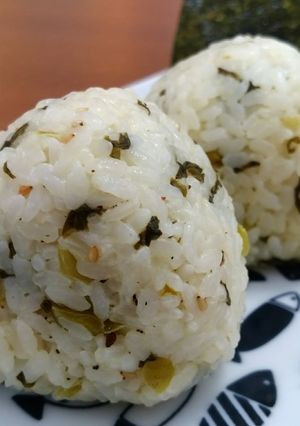 ほっぺ流☆高菜とクリームチーズのおにぎり-レシピのメイン写真