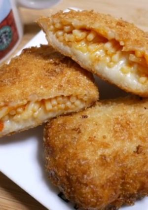 もちカリ食感！お餅でカレーパン！-レシピのメイン写真