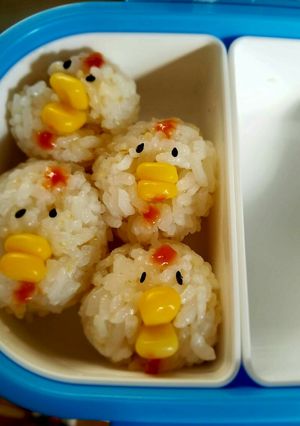 フリフリおにぎり　(にわとりさん)-レシピのメイン写真
