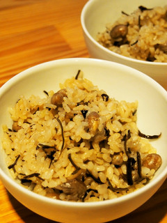 節分豆(炒り豆)で大豆ご飯-レシピのメイン写真