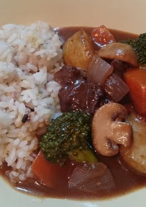 ビーフシチュー(ワイン煮込み風)-レシピのメイン写真
