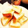 子供の朝食ココナツシュガートースト