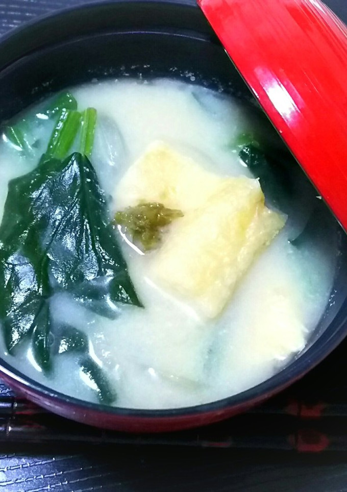 ほうれん草と玉葱と油揚げの白味噌仕立て-レシピのメイン写真