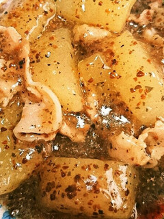 黒豆茶の出がらしで!豚バラ大根煮-レシピのメイン写真