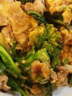 大人味♪菜の花と豚肉のふわふわ卵炒め-レシピのメイン写真