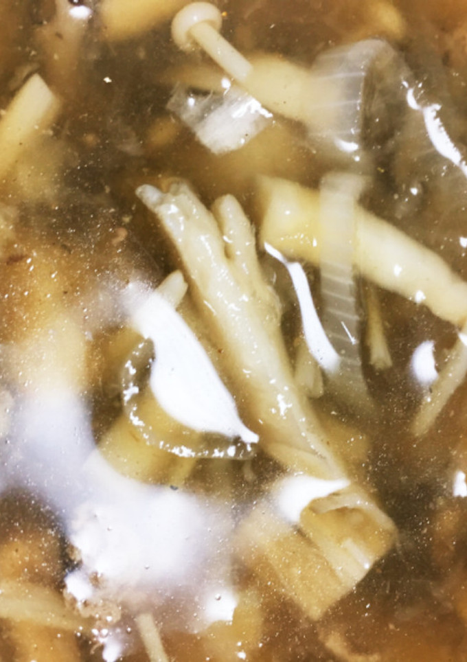 ゆで豚のゆで湯できのこスープ-レシピのメイン写真