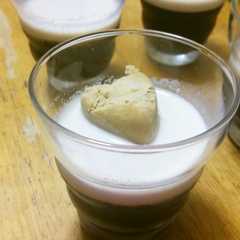 รูปของ コーヒーゼリー　コーヒーアイス載せ