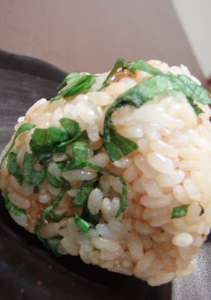 おかか醤油で大葉のおにぎり❤-レシピのメイン写真