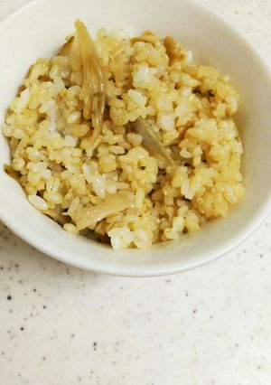 キノコでヘルシー！舞茸とえのきの味ご飯-レシピのメイン写真