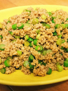 ご飯が進む!豚挽き肉とニンニクの芽炒め-レシピのメイン写真
