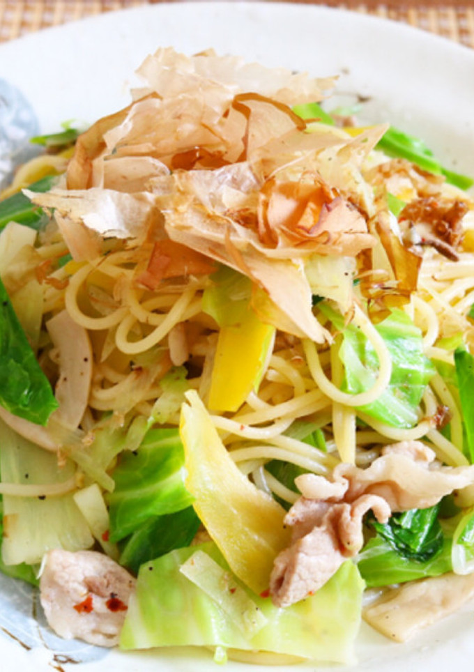 野菜たっぷり塩焼きそば風ペペロンチーノ-レシピのメイン写真