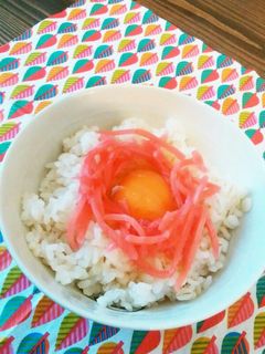 忙しい朝に!紅生姜卵かけご飯♪-レシピのメイン写真