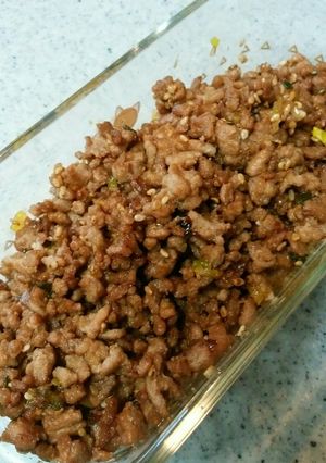 ご飯によく合うネギとゴマの豚そぼろ☆-レシピのメイン写真