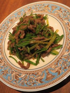 牛肉とピーマンのオイスターソース炒め-レシピのメイン写真