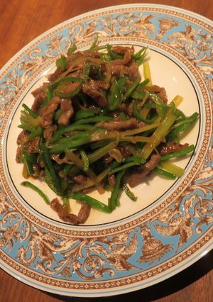 牛肉とピーマンのオイスターソース炒め-レシピのメイン写真