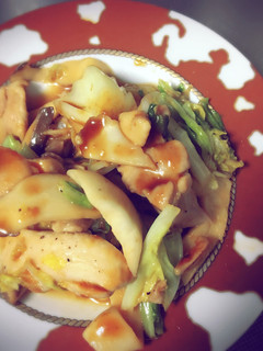 府中のAKAと材料3つ!簡単鶏野菜炒め-レシピのメイン写真