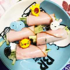 รูปของ お弁当に♪ きゅうりのハム巻き