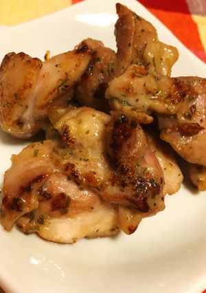 和えて焼くだけ♪簡単おつまみバジルチキン-レシピのメイン写真