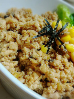 変幻自在にアレンジ出来るスーパー鶏そぼろ-レシピのメイン写真