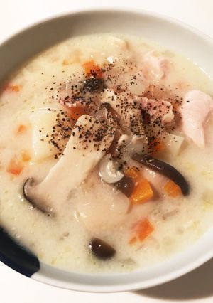 きのことたっぷり野菜のクラムチャウダー-レシピのメイン写真