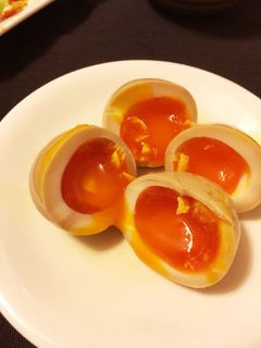 おつまみにピッタリ!黄身のトロける煮卵-レシピのメイン写真