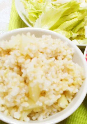 主食＊じゃがいも入り玄米ごはん 炊飯器-レシピのメイン写真