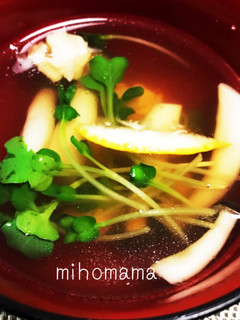 簡単一手間で料亭のお吸い物☆鶏肉しめじ-レシピのメイン写真