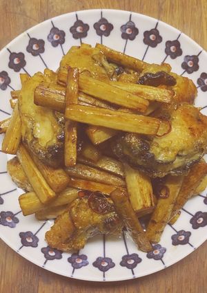 材料と調味料だけ！牡蠣とごぼうのきんぴら-レシピのメイン写真