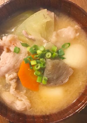 出汁入り味噌で…簡単あったか＊具沢山豚汁-レシピのメイン写真
