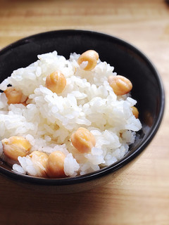 優しい味で美味しい☆ひよこ豆の豆ご飯-レシピのメイン写真