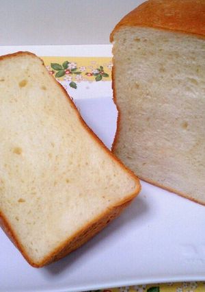 HBで簡単！生クリーム入り♡リッチ食パン-レシピのメイン写真