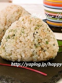 米ぬか&もち麦ごはんde☆おにぎり-レシピのメイン写真