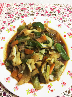 簡単ロメインレタスとキャベツの野菜炒め-レシピのメイン写真
