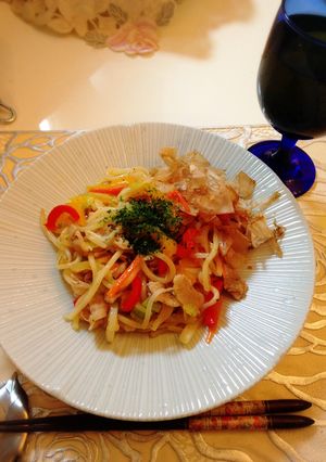 彩り豊かで簡単☆お野菜たっぷり焼うどん-レシピのメイン写真