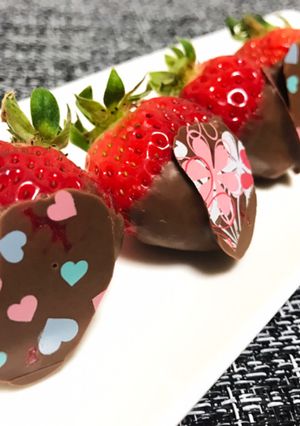 バレンタイン♡転写シートでいちごチョコ-レシピのメイン写真