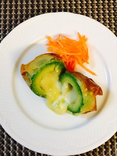チーズインアボカド春巻き-レシピのメイン写真